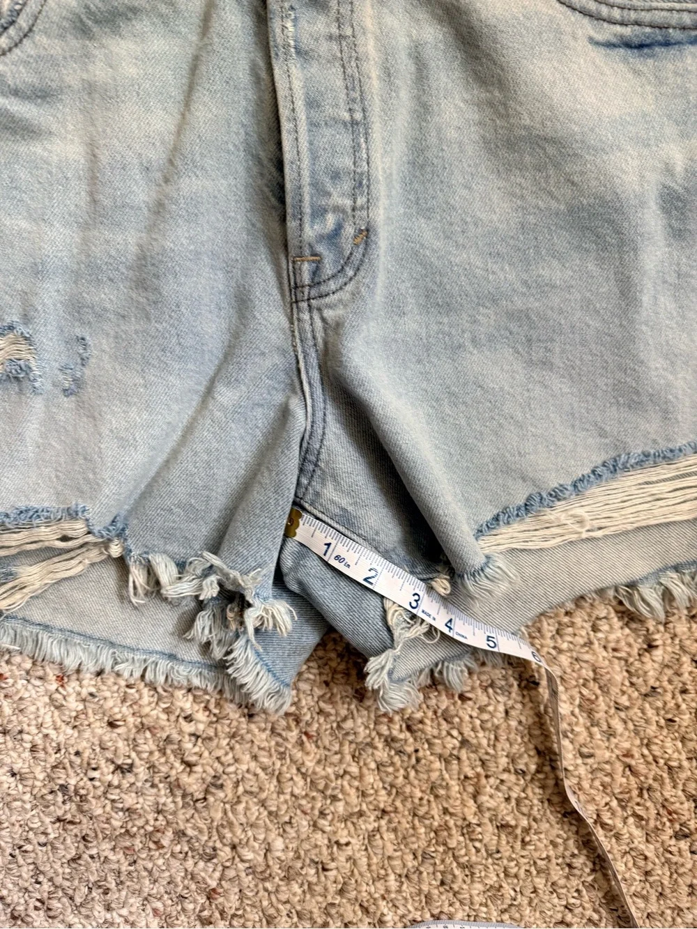 Universal Thread 90’s Baggy Distressed Denim Shorts 12